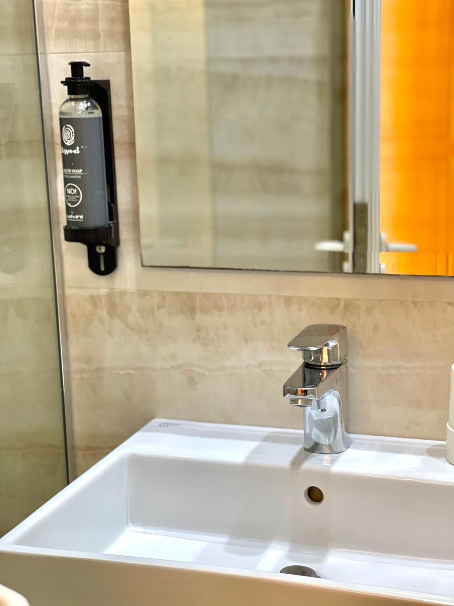 Hotel Aulona Saranda Dış mekan fotoğraf